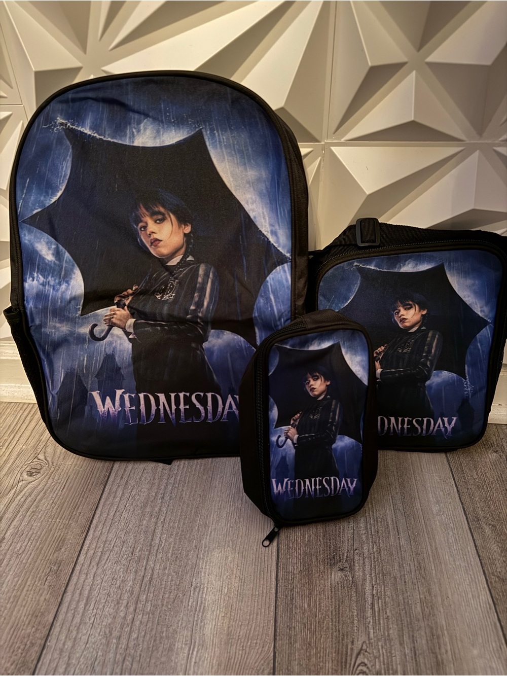 Wednesday Graphic Backpack Set - Black & Blue